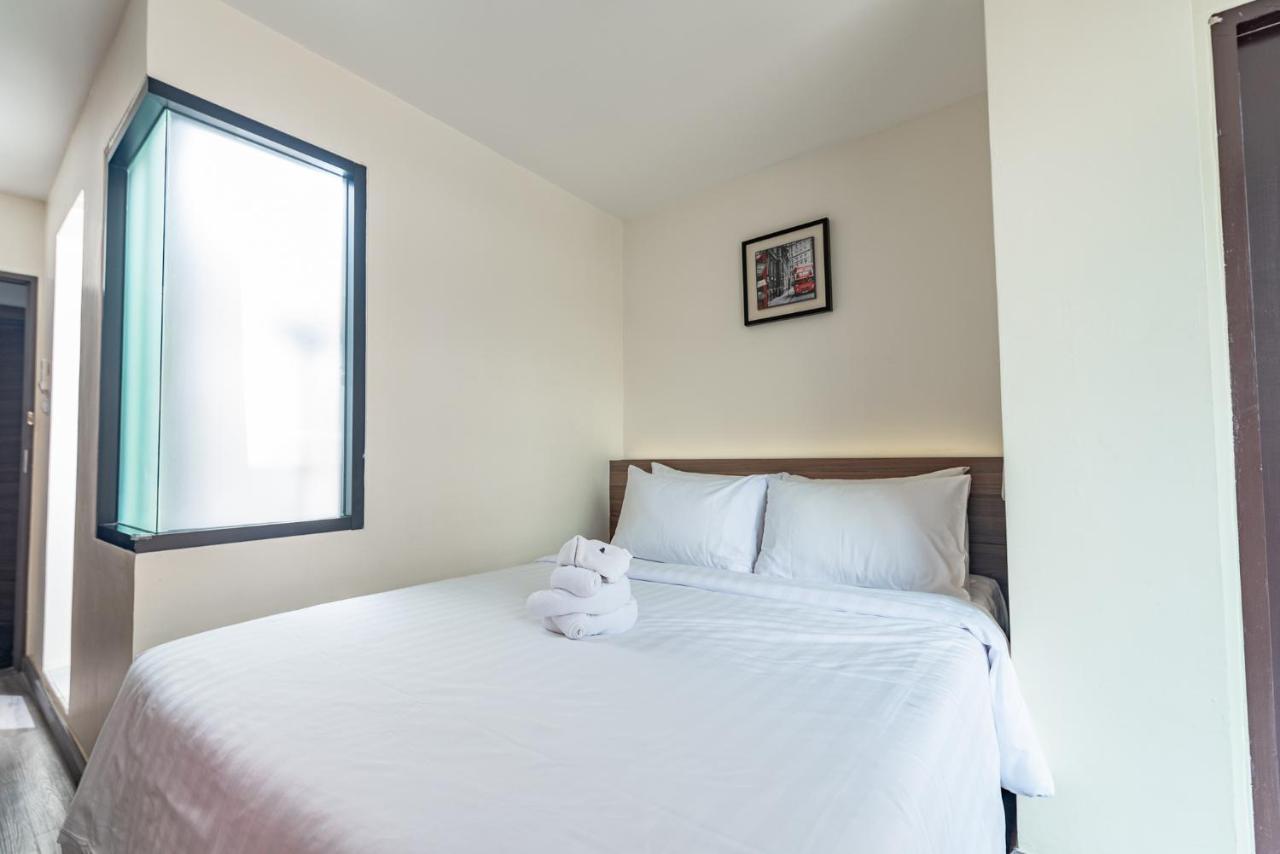 Sovereign Group Hotel At Pratunam Bangkok Extérieur photo