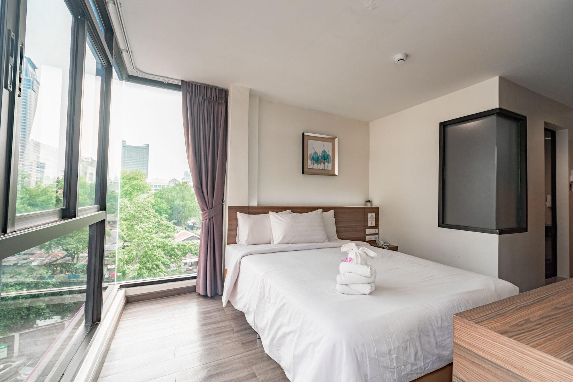 Sovereign Group Hotel At Pratunam Bangkok Extérieur photo