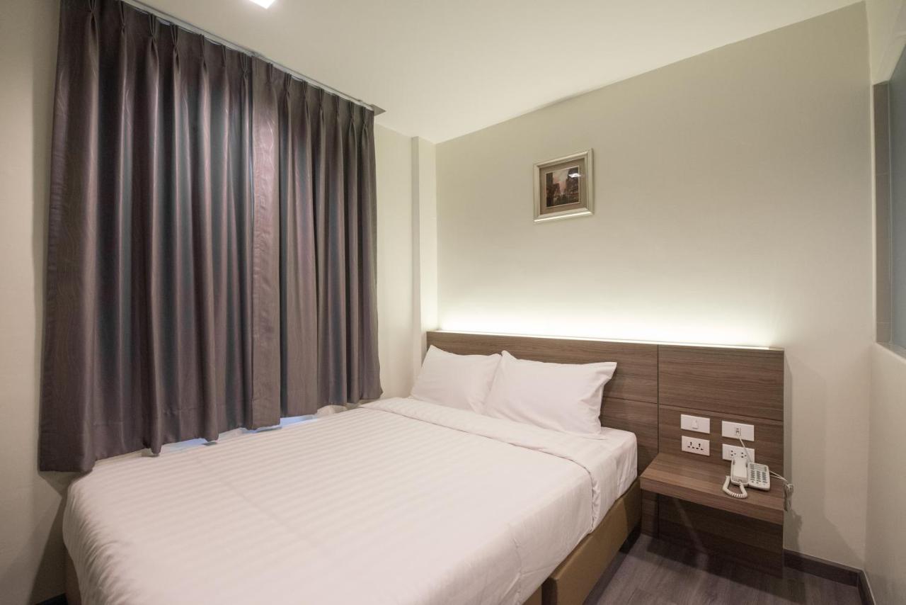 Sovereign Group Hotel At Pratunam Bangkok Extérieur photo