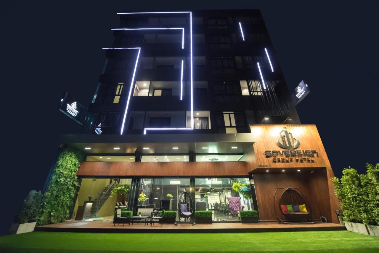 Sovereign Group Hotel At Pratunam Bangkok Extérieur photo